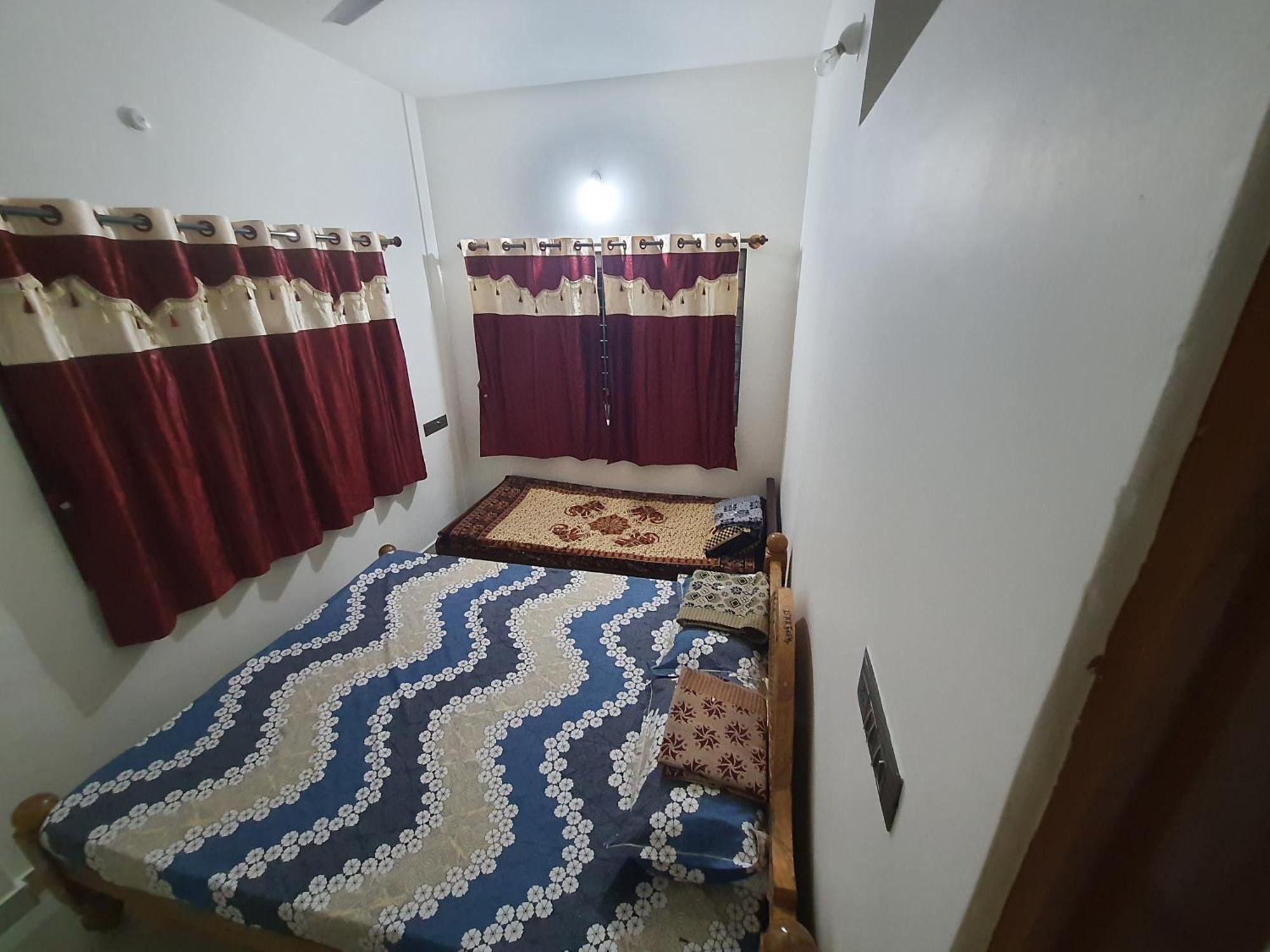 Jk Homestay מייזור מראה חיצוני תמונה